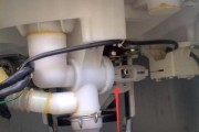 油烟机水口无法加水的解决方法（解决油烟机水口无法加水问题的实用技巧）