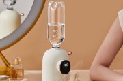 饮水机水箱青苔清洗方法（轻松消除饮水机水箱内的青苔）