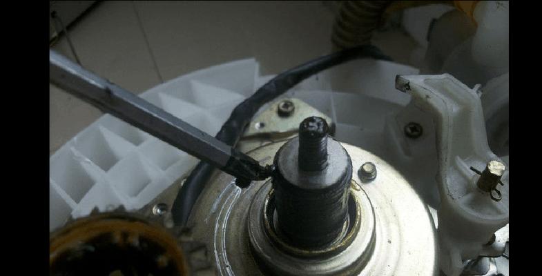 智能洗衣机离合器故障解析（探究智能洗衣机离合器故障的原因与解决方法）
