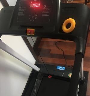 跑步机屏幕凸起怎么办（解决跑步机屏幕凸起问题的方法与注意事项）